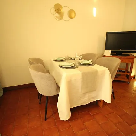 Apartamento Da Rocha Apartment *